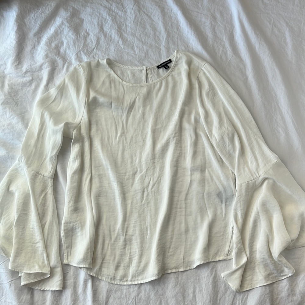 Who What Wear Long Sleeve Silky Top White Sz. S